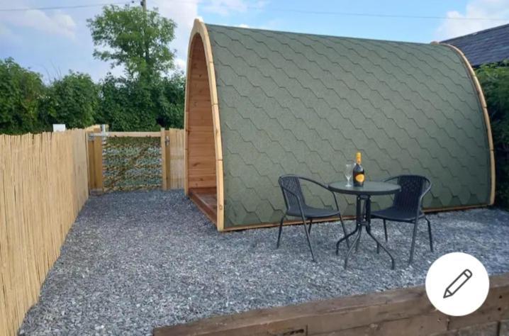 Pen Y Buarth Pod - Caravan Site Κερνάρφον Εξωτερικό φωτογραφία