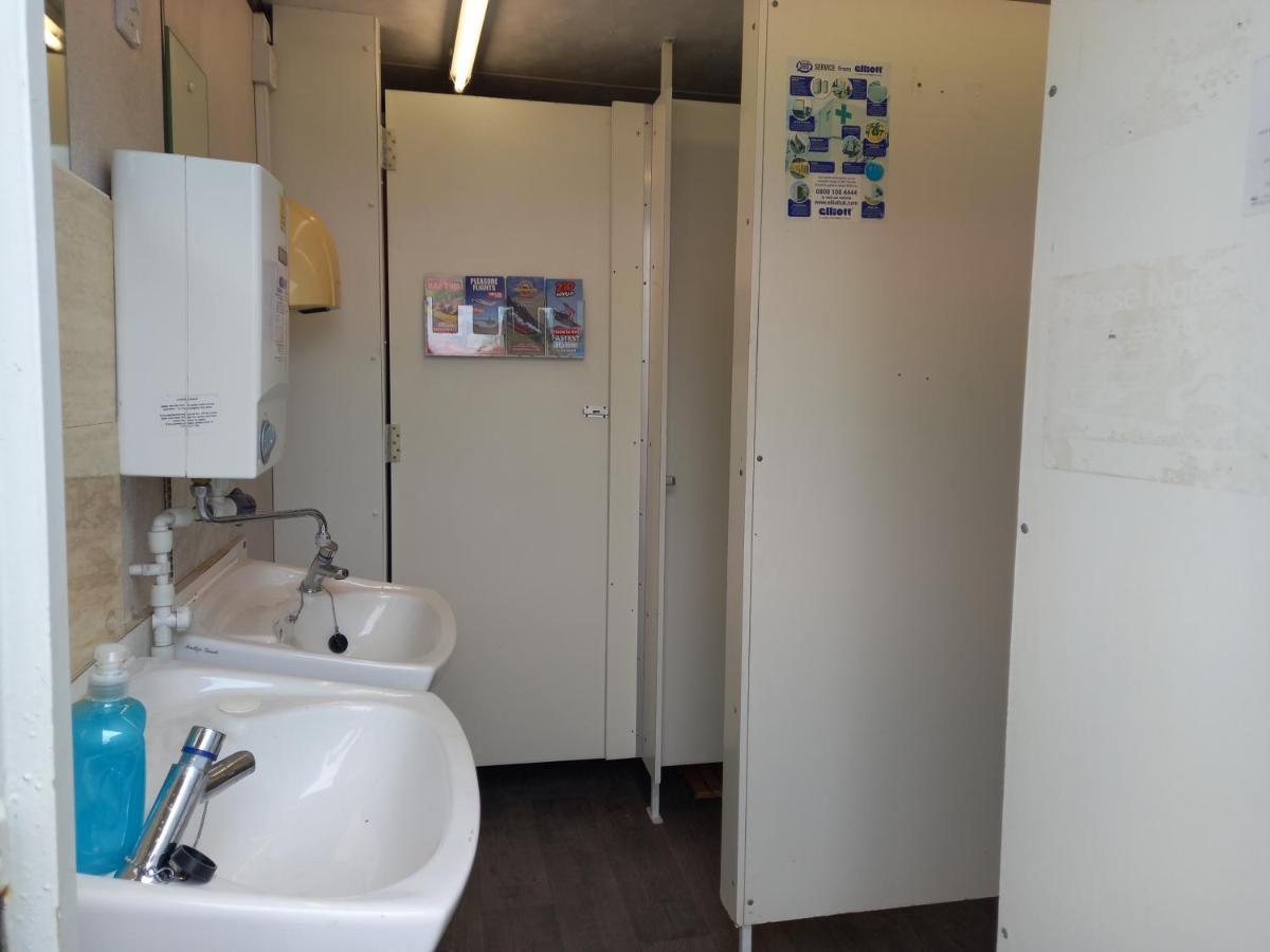 Pen Y Buarth Pod - Caravan Site Κερνάρφον Εξωτερικό φωτογραφία